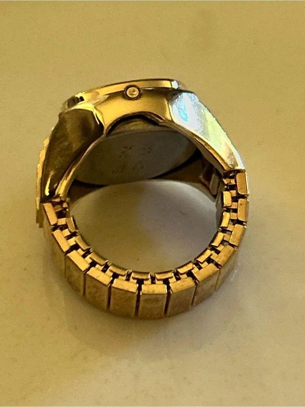 Vintage Regentoy Quartz Gold Digital Ring Watch Classic adjustable stretch band